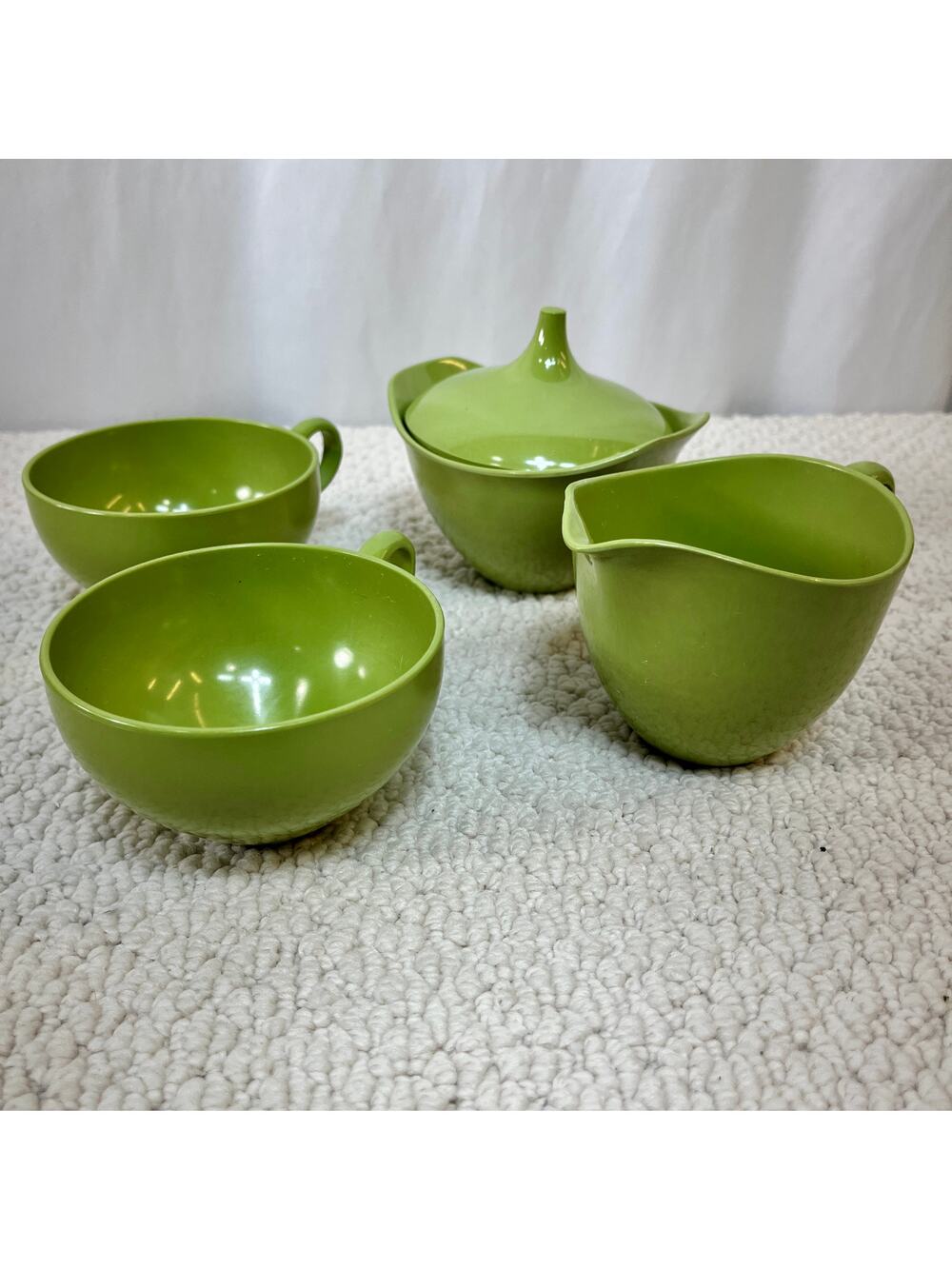 Vintage Oneida OD Green Melamine Coffee Set 2 Cups Creamer Sugar W/ Lid
